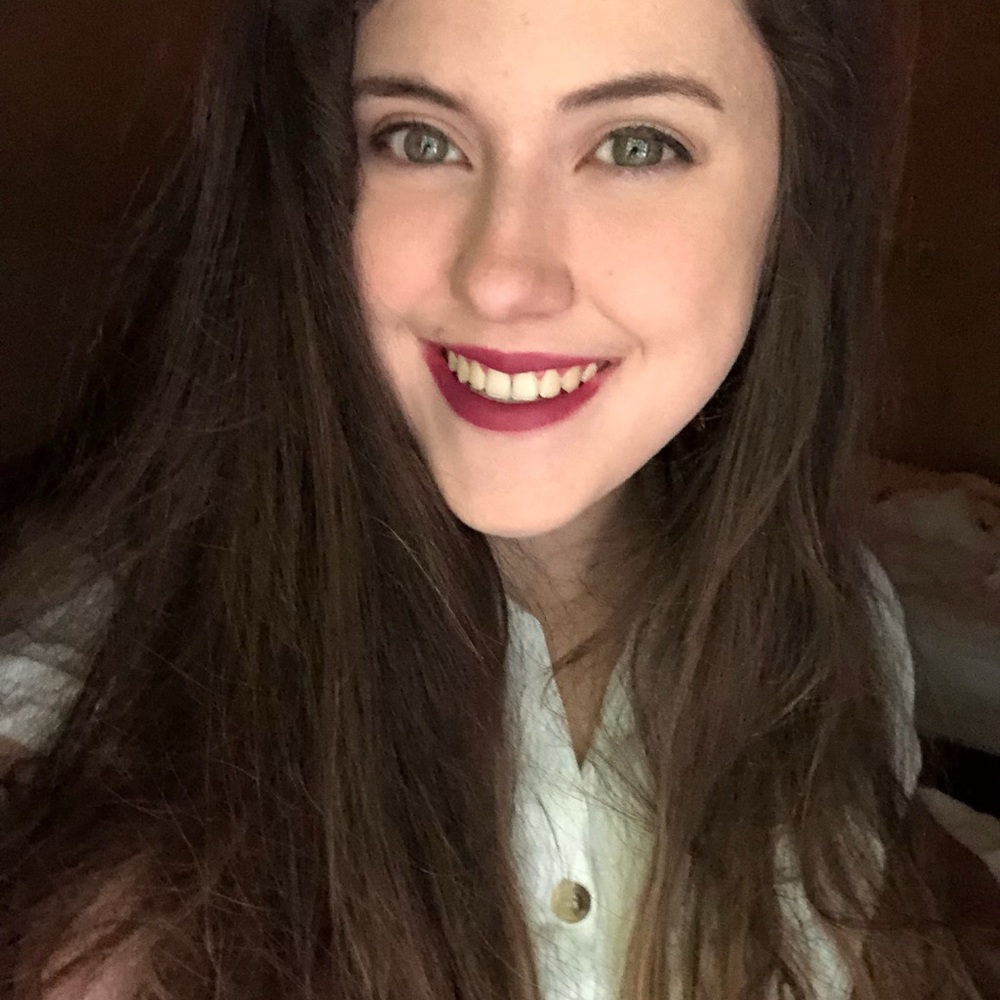 Meet your Posher, Nicole
